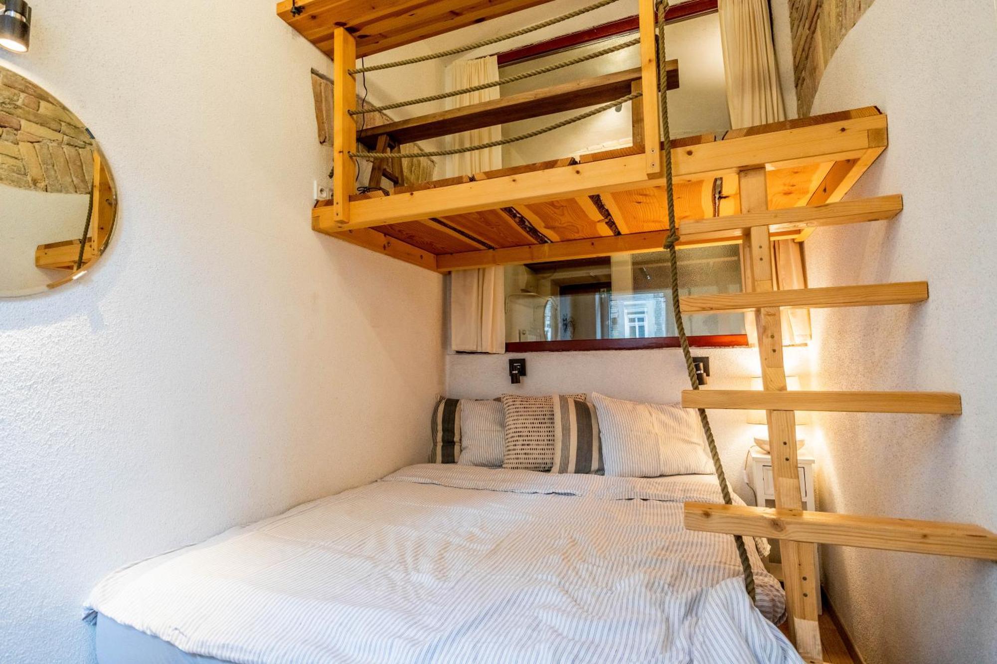 Historical Wine Apartment Μπρατισλάβα Εξωτερικό φωτογραφία