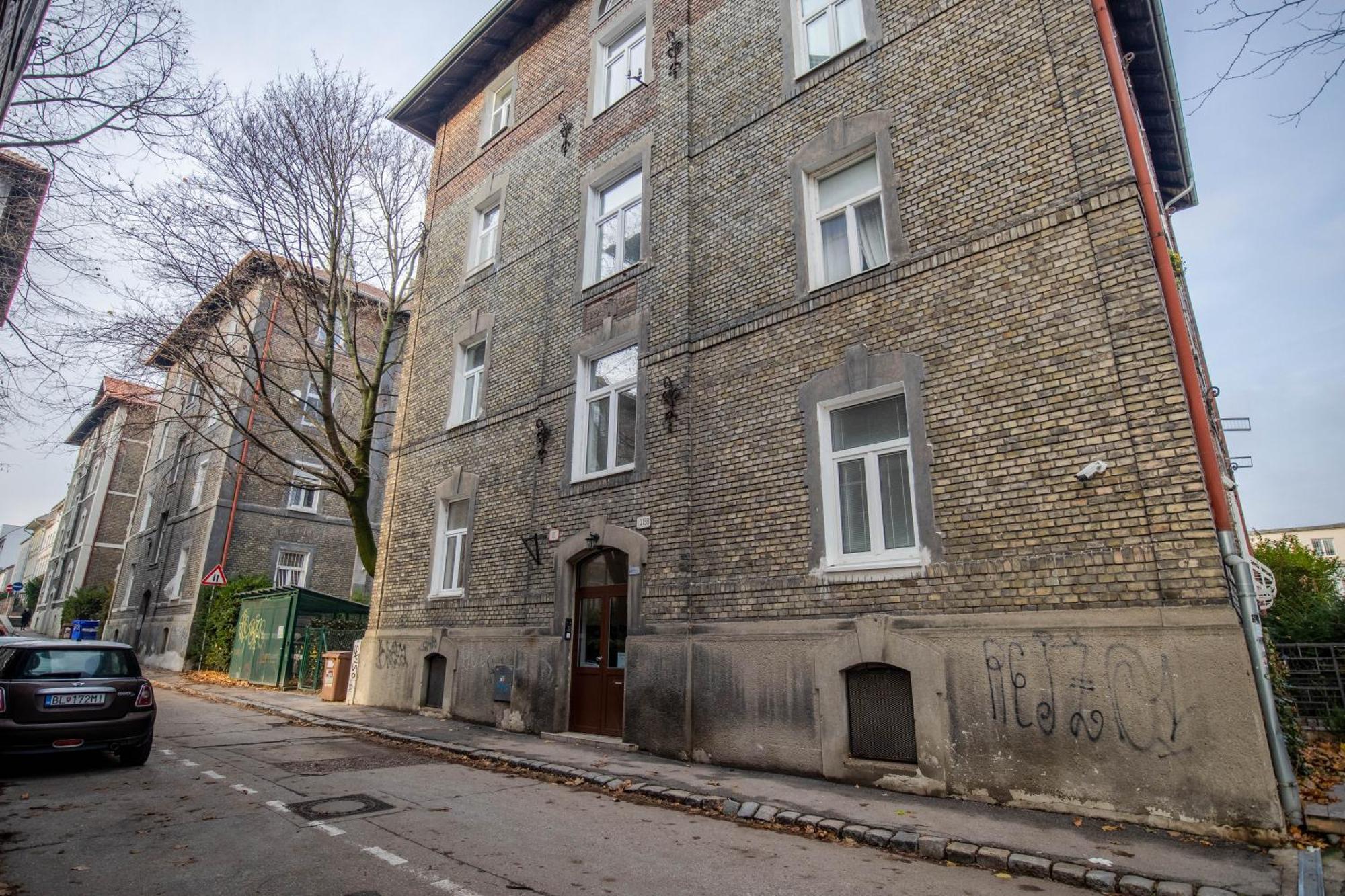Historical Wine Apartment Μπρατισλάβα Εξωτερικό φωτογραφία