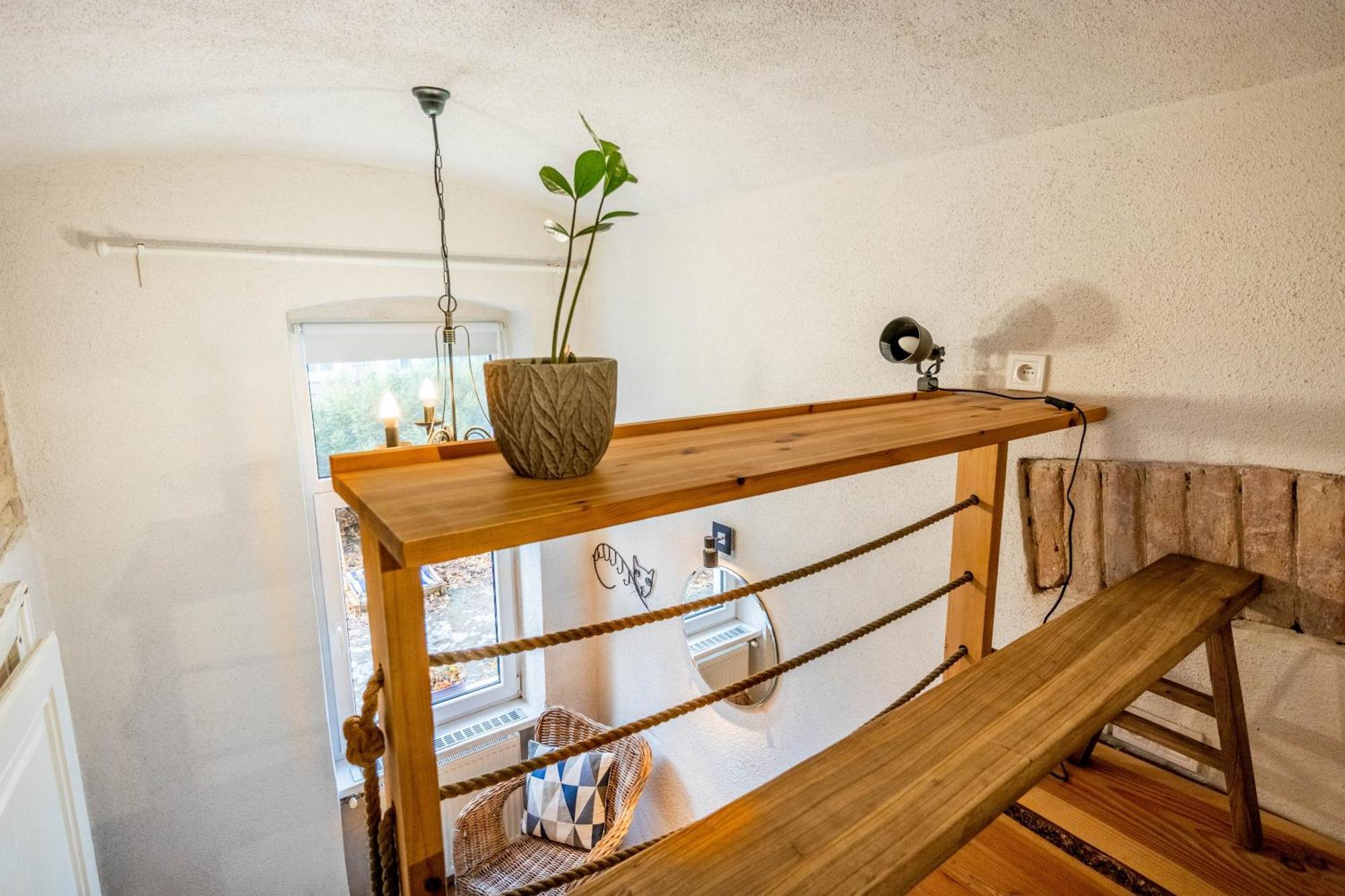 Historical Wine Apartment Μπρατισλάβα Εξωτερικό φωτογραφία
